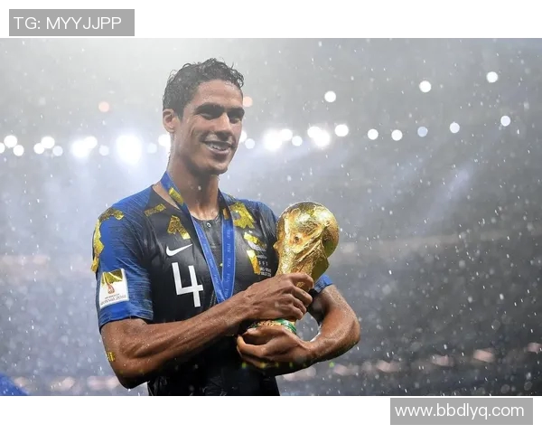 全球顶尖足球明星谁是踢得最好的球员揭秘与评比分析