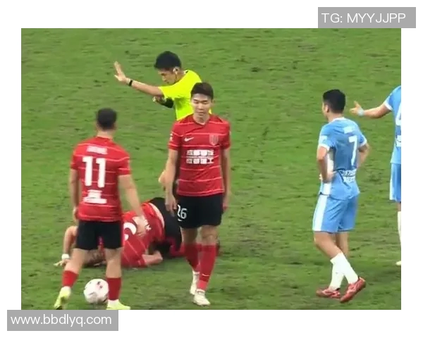 成都排球队状态引发热议球迷与专家各执己见的背后故事 成都排球队状态引发热议球迷与专家各执己见的背后故事