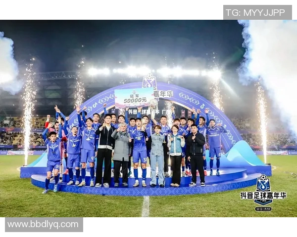 模仿足球明星出场音乐的魅力与激情让我们一起感受赛场的热血氛围 模仿足球明星出场音乐的魅力与激情让我们一起感受赛场的热血氛围